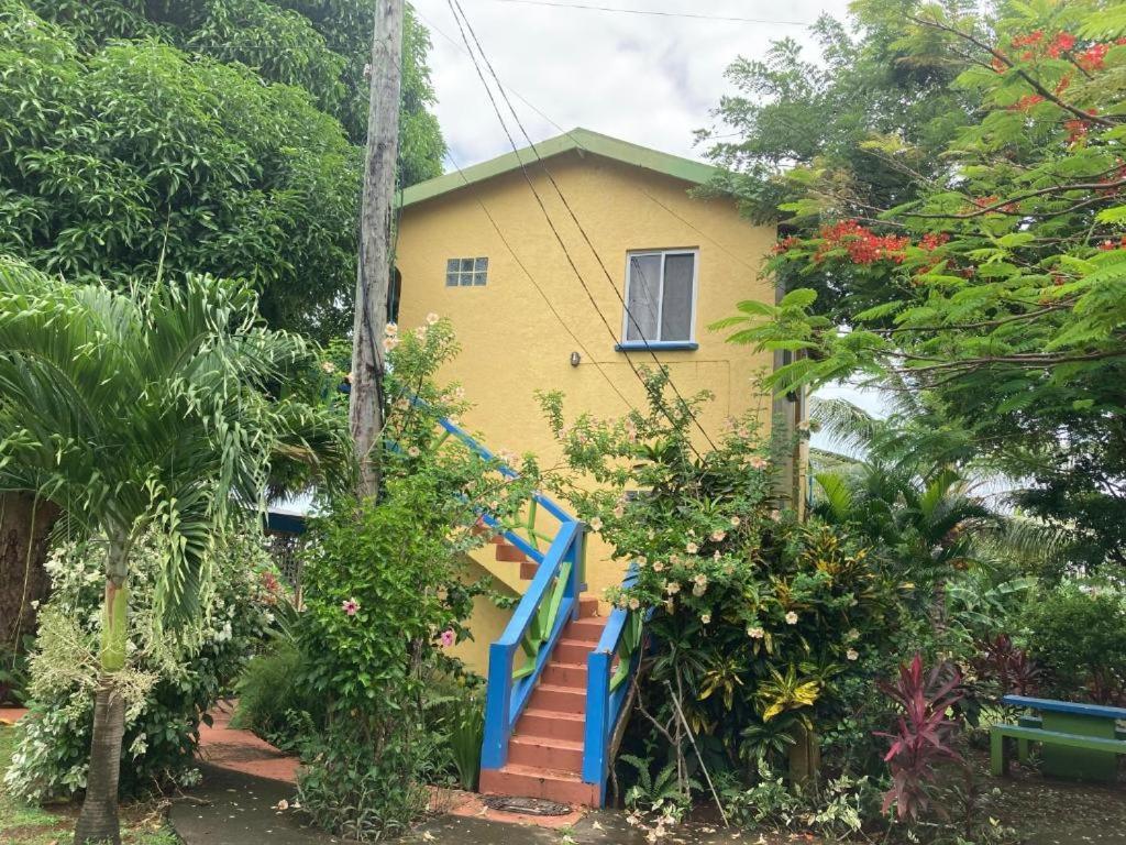 Jacoway Inn Calibishie Exterior photo